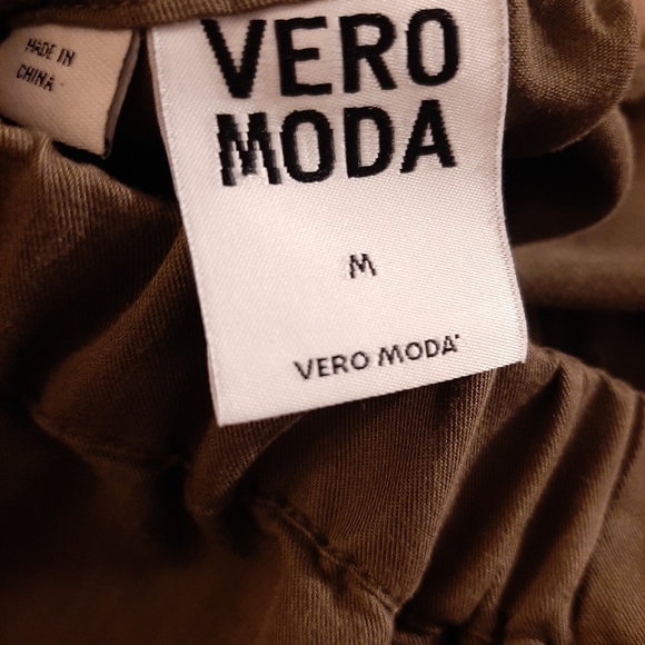 Vero Moda  Loose in  pants - Picture 5 of 7